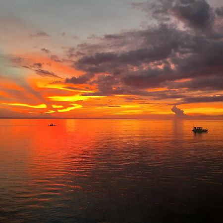 Sunset Vista Sea Front Guest House Union  Екстериор снимка
